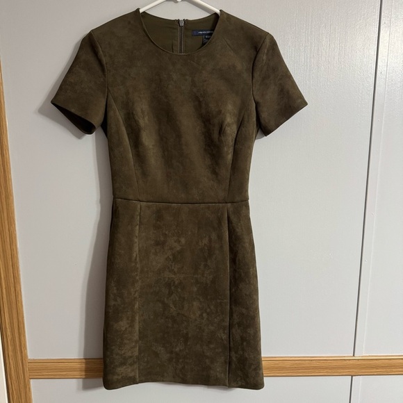 French Connection Velvet Olive Short Sleeve Mini Dress Size 2 - Picture 2 of 8